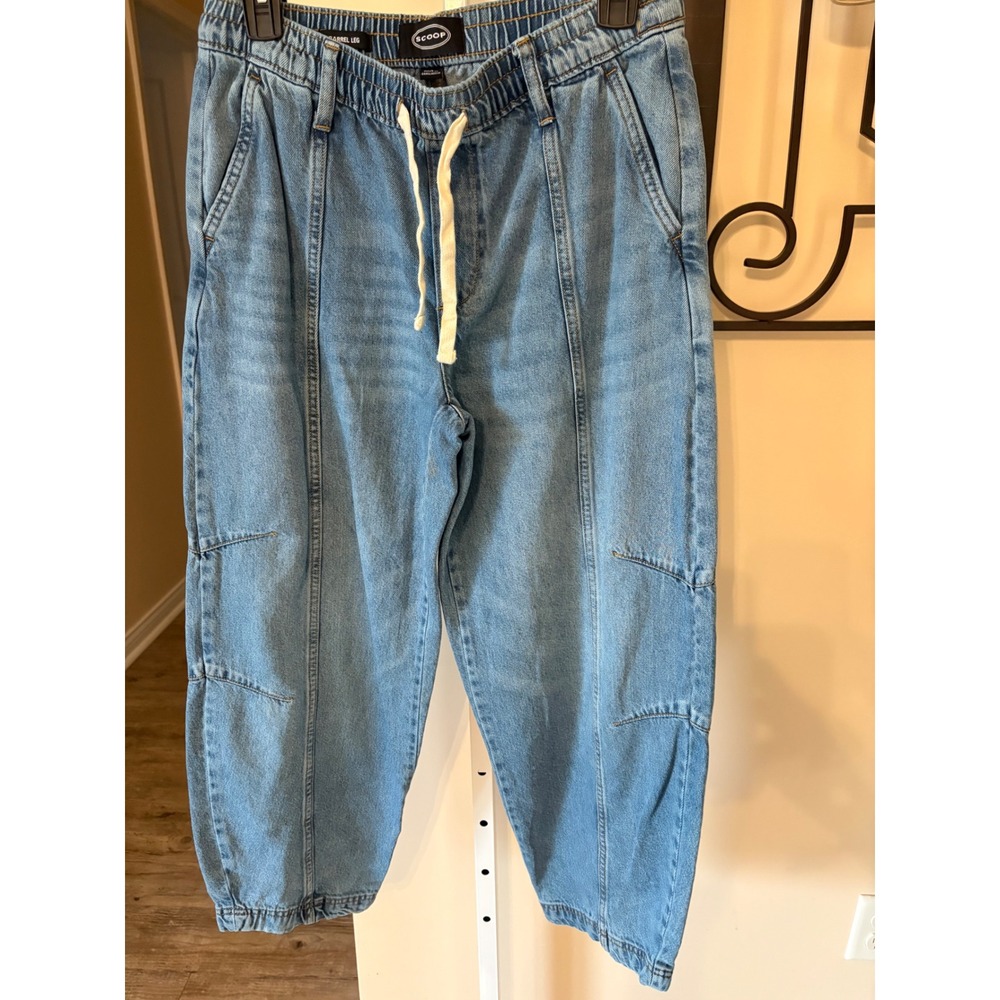 Scoop Women Light Wash Denim Barrel Leg Joggers Elastic Waist Pants Small 4-6